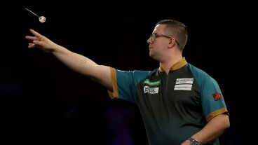 Remek magyar bemutatkozás a darts csapat-vb-n, ki-ki meccset vívunk a norvégokkal