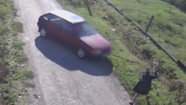 A száguldozó apa elütötte a saját lányát, majd volt képe ezt tenni – videó